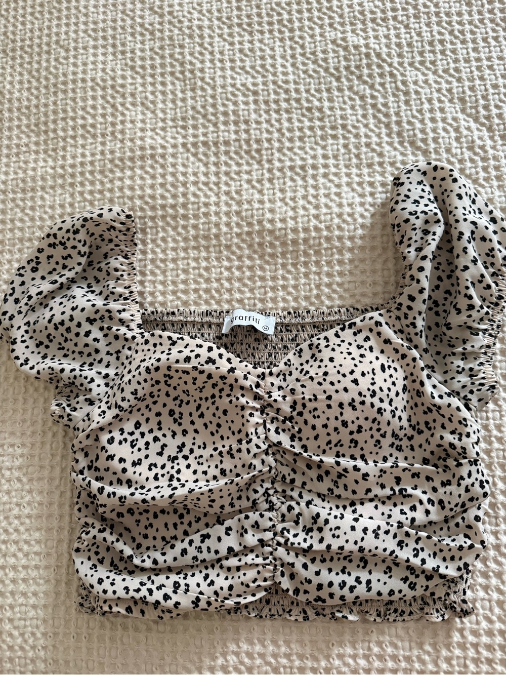 Beige Leopard Ruched Puff-Sleeve Crop Top